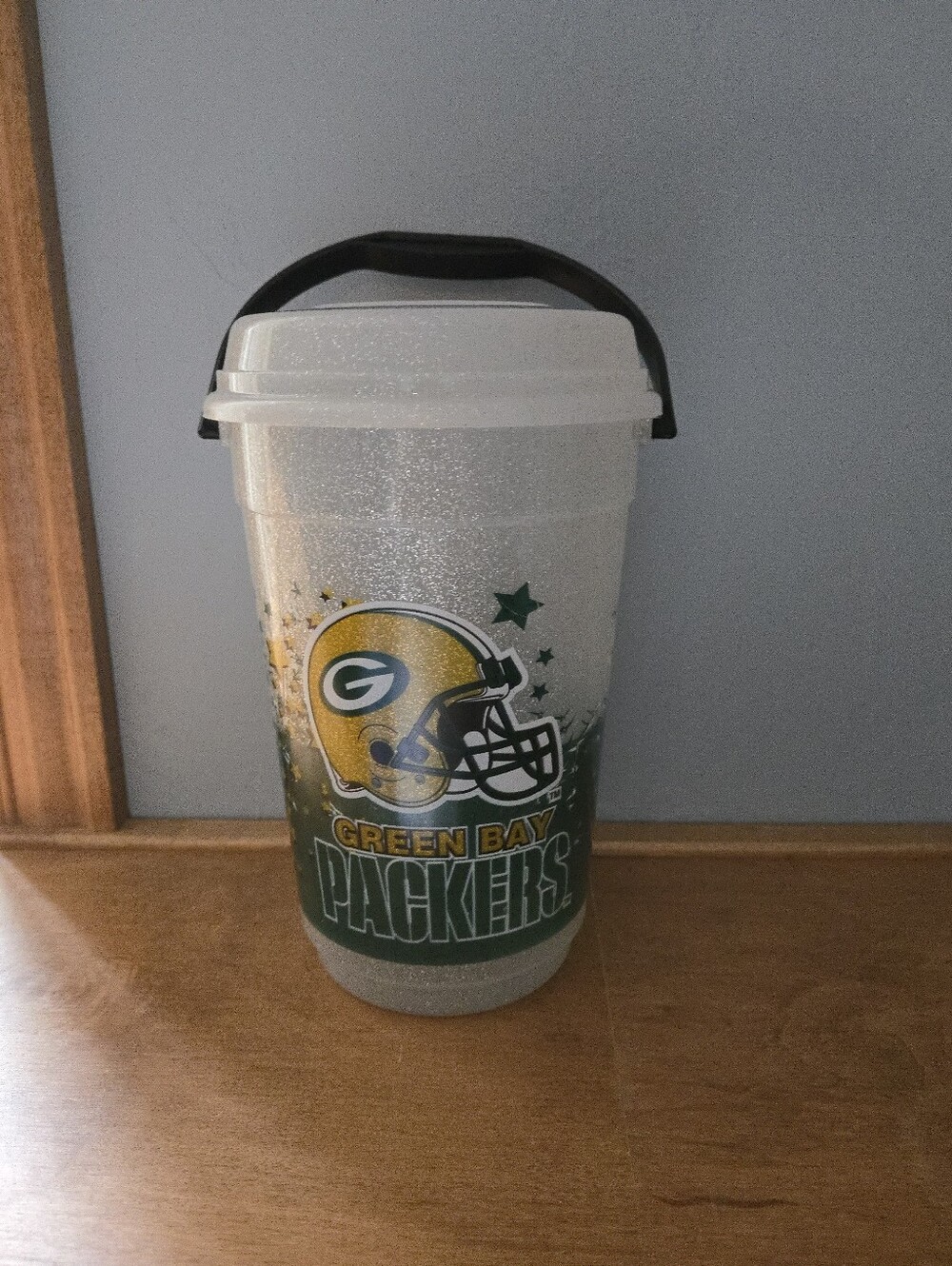 GREEN BAY PACKERS Glitter Stadium Cup with Lid & Handle - Official Team Design